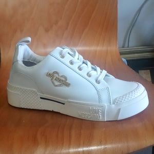 Love Moschino Womens shoes